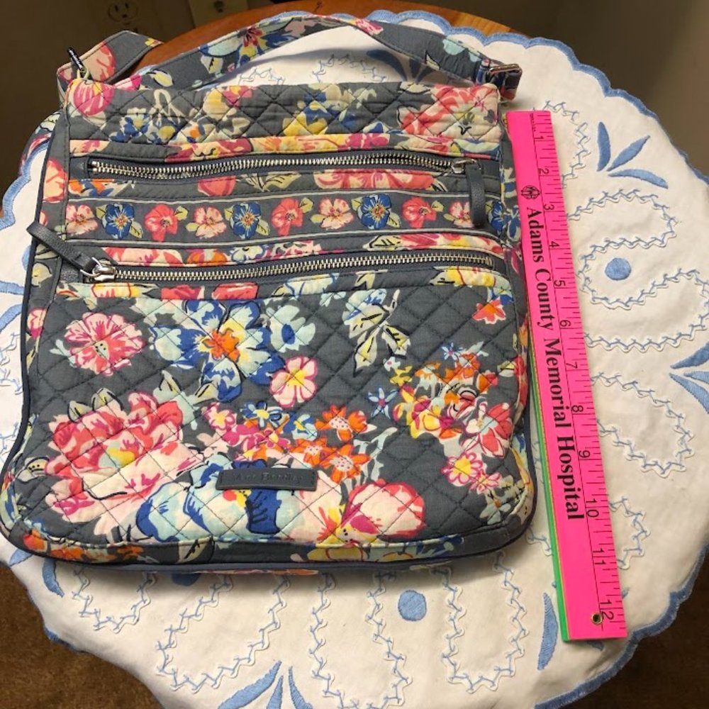 Vera Bradley cross body purse